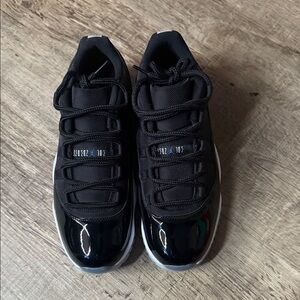 Black Athletic Sneakers